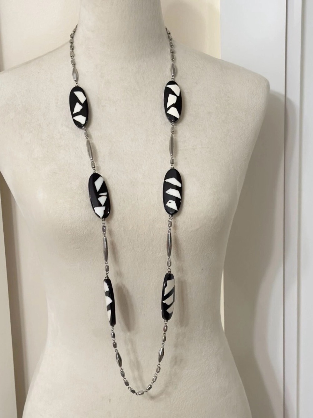 Chico's Black White Geometric Inlay Long Strand Station Necklace Silver Tone